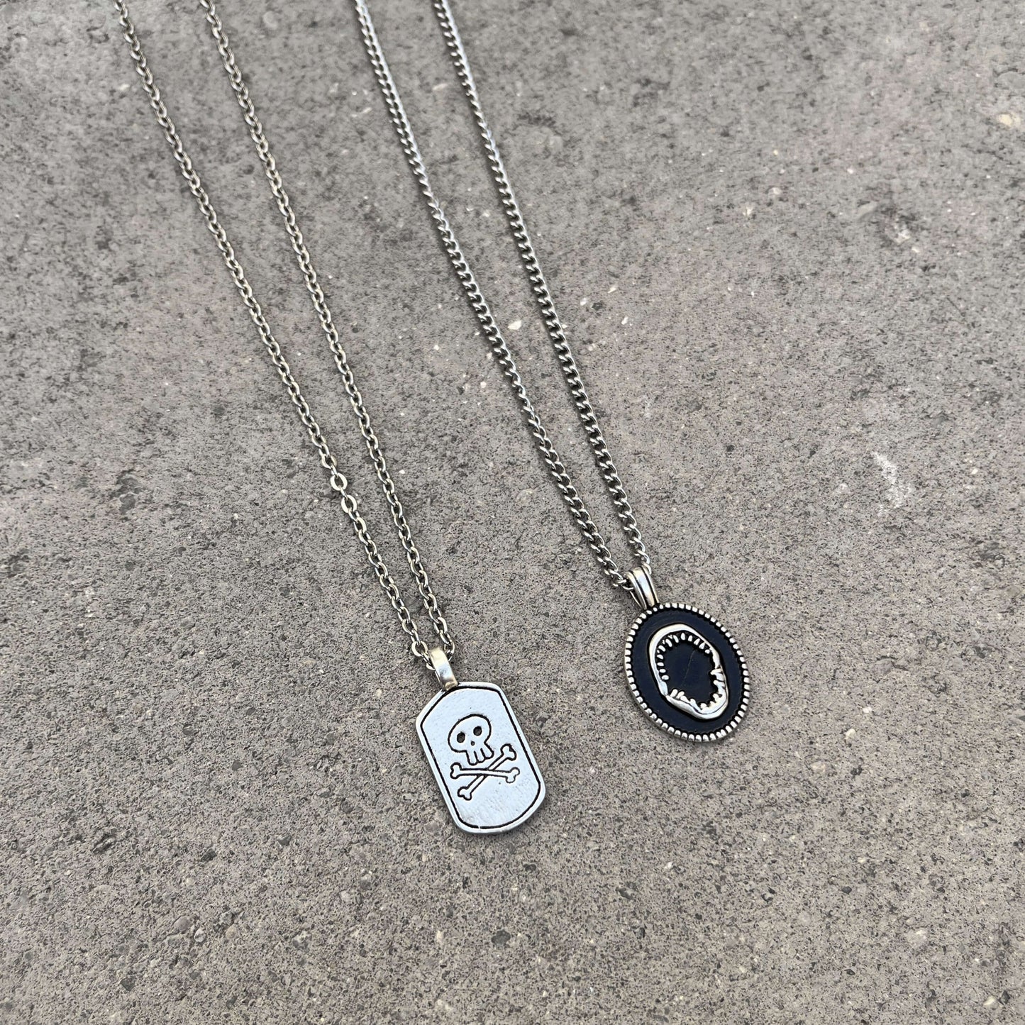 JOLLY ROGER NECKLACE