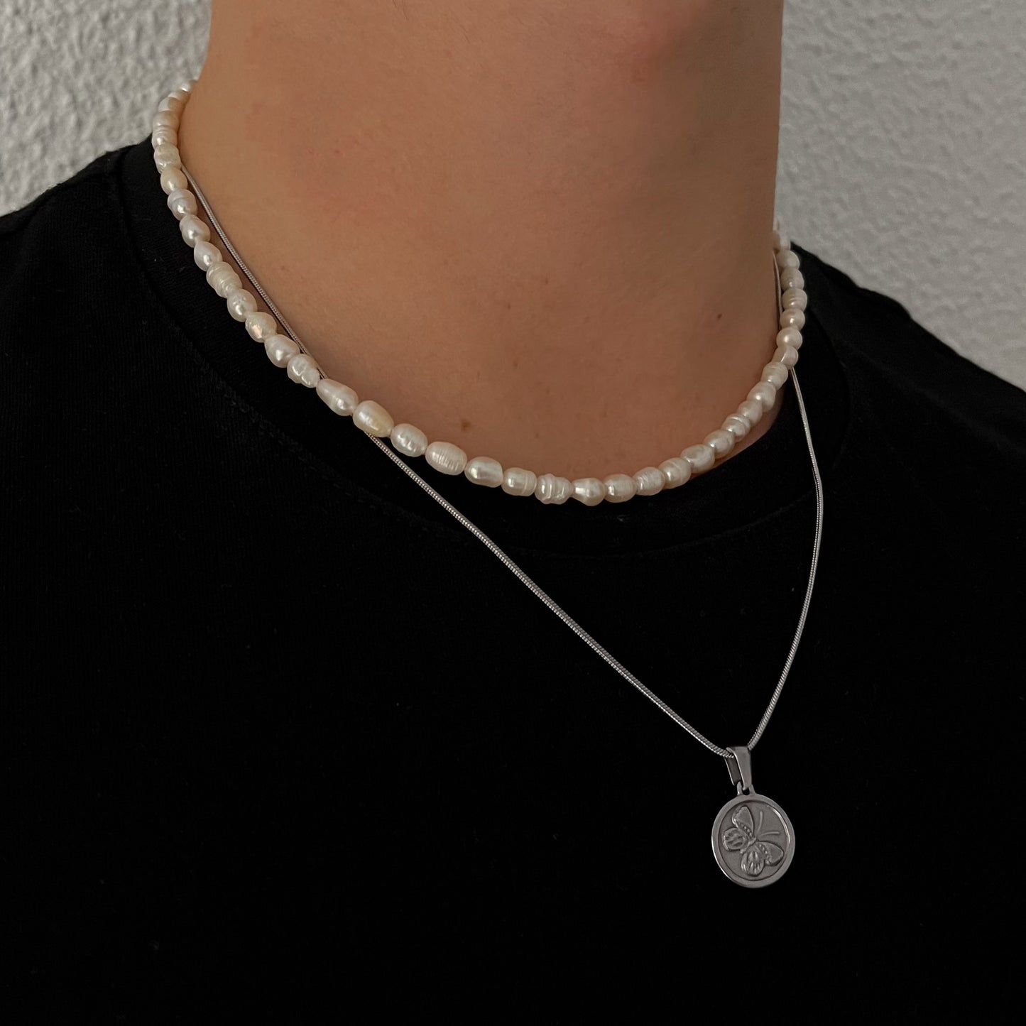 BELIZE PEARL CHAIN