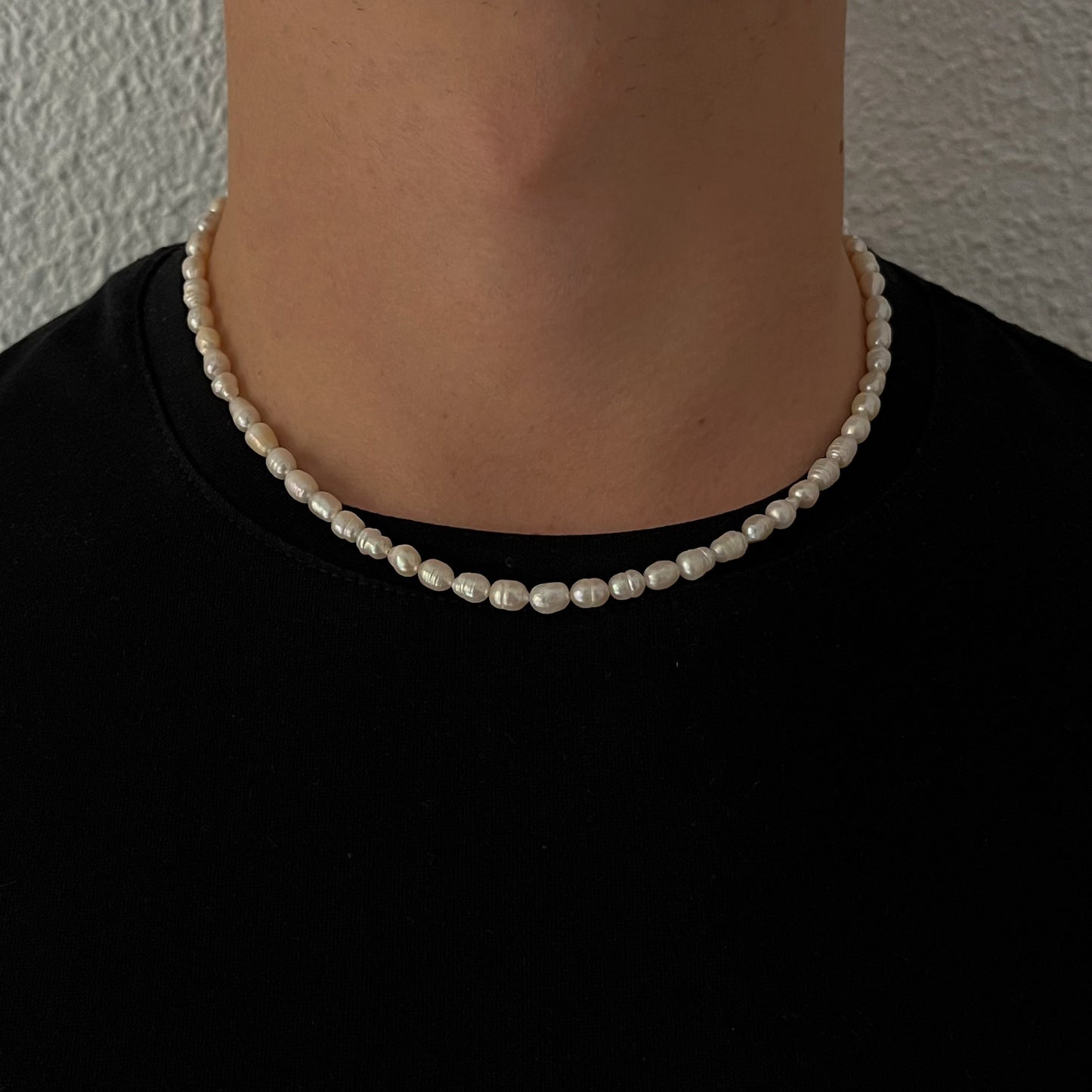 BELIZE PEARL CHAIN