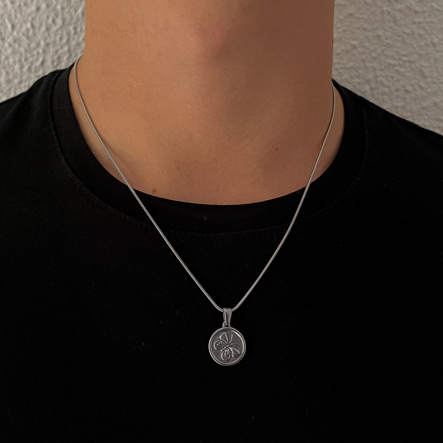 MONARCH NECKLACE
