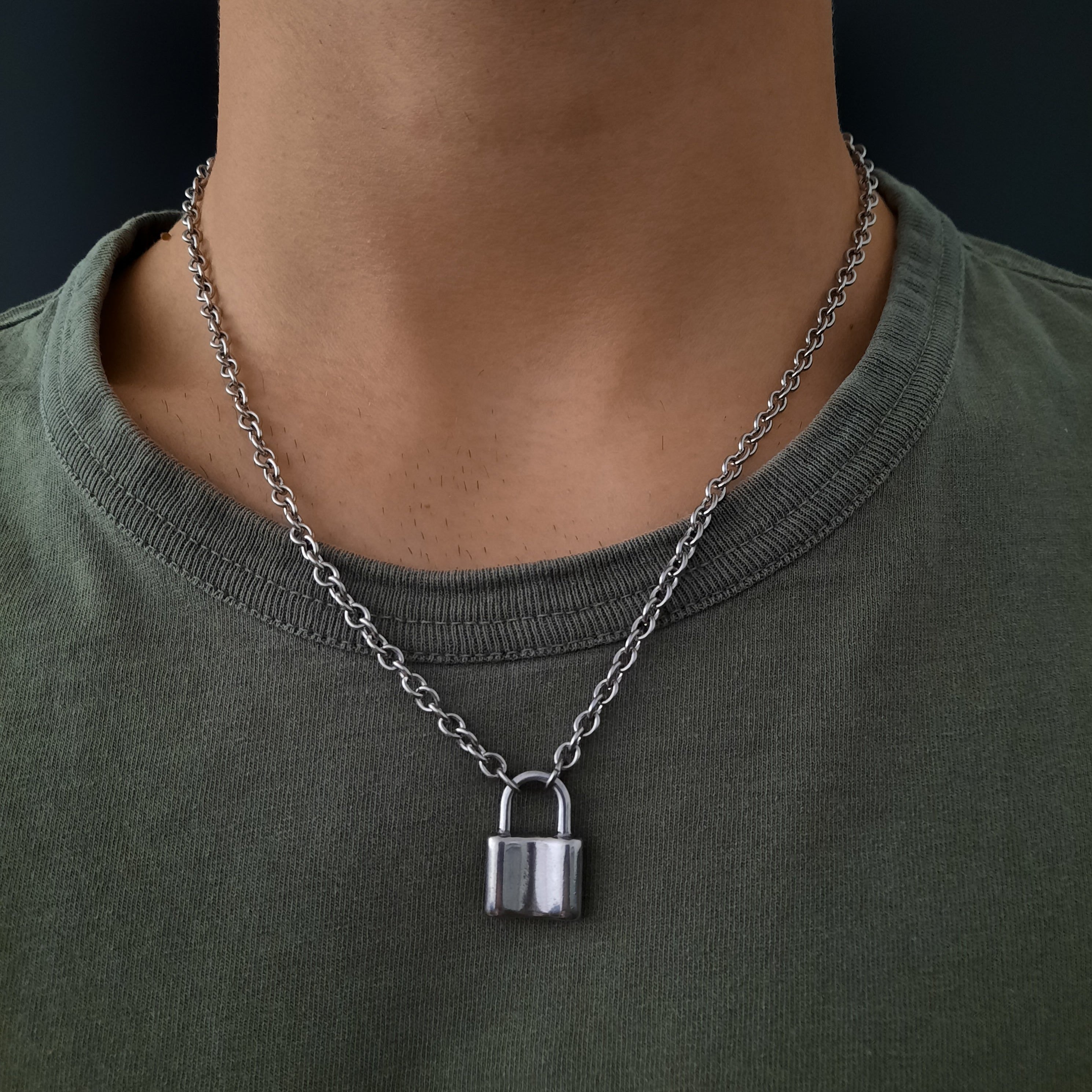 Buy Padlock Necklace Stainless Steel Lock Chain for Men Women Silver 18-24  inch (padlock + O chain silver, 24) at Amazon.in
