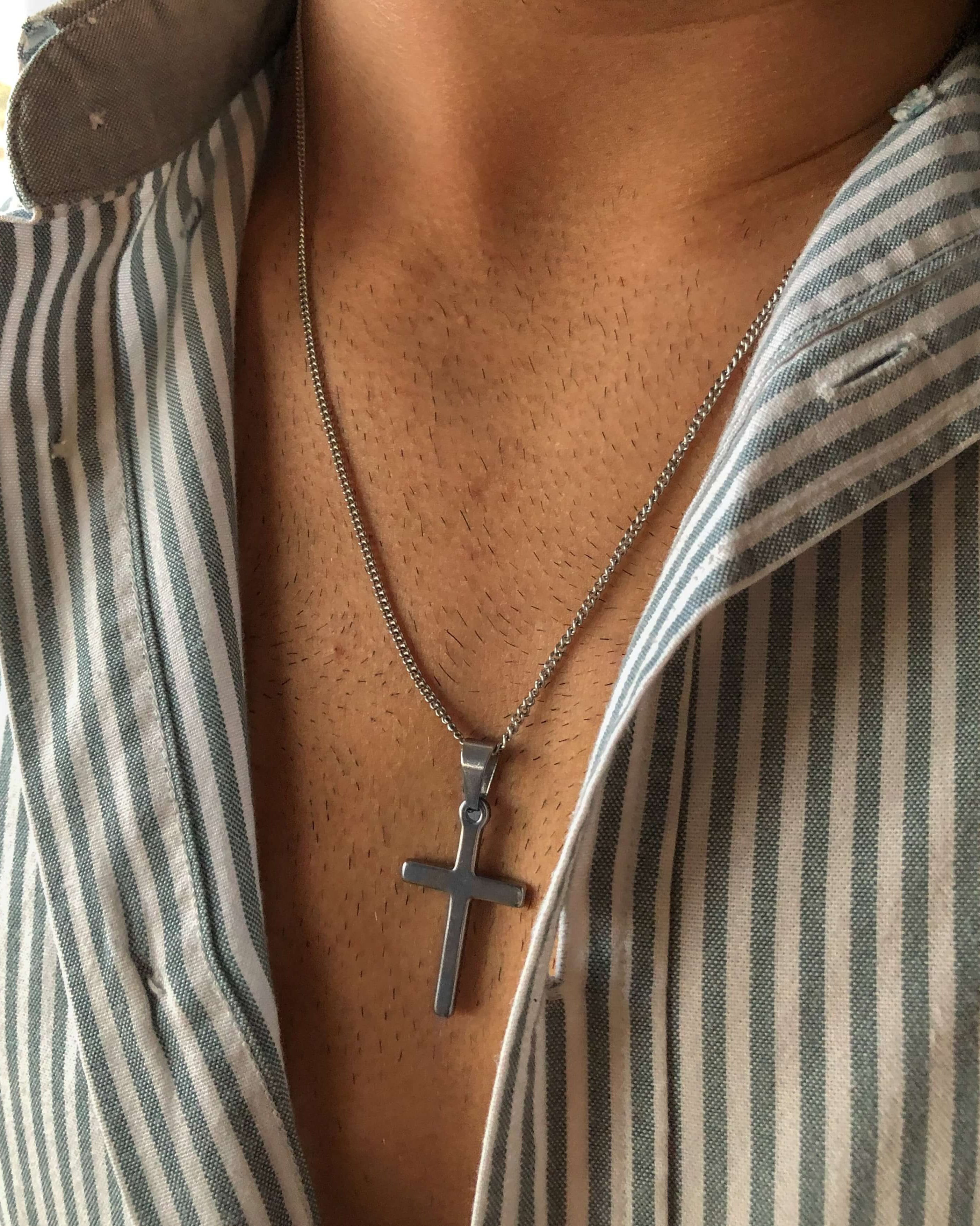 cross-necklace-chain-silver-stainless-steel